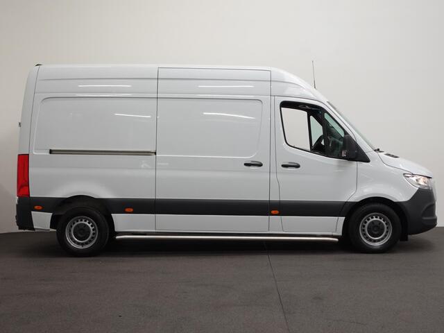 Mercedes-Benz SPRINTER 211 CDI L2H2 Aut-9 FWD Airco Cruise Control Navi MBUX Camera PDC VA
