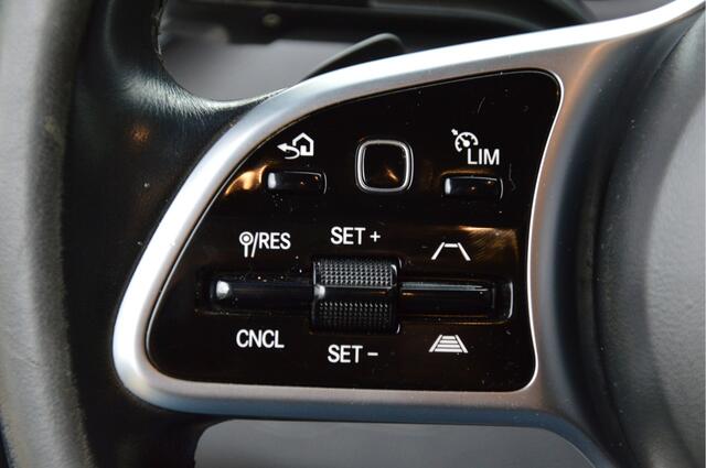 Mercedes-Benz SPRINTER 314 2.2 CDI L2H2 DUBBEL CABINE | LED | 3,5T TREKHAAK | ADAPTIVE CRUISE | CAMERA | NAVI | DAB | ENZ