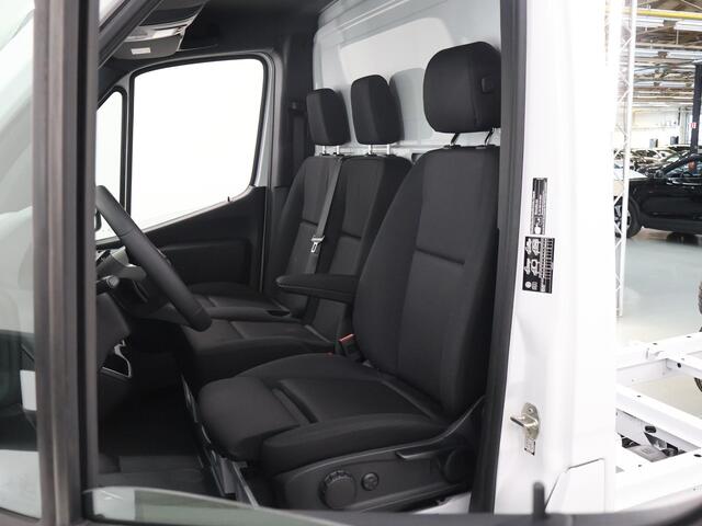 Mercedes-Benz SPRINTER 315 CDI | Aut. | Chassis | L3 | 3500 KG. AHW | Airco | Cruise Control | MBUX Navigatie | Apple Carplay/Android Auto | Lane-Assist | Vierseizoenenbanden | Comfort Bestuurdersstoel | 3500 KG. AHW | ELKE OPBOUW MOGELIJK