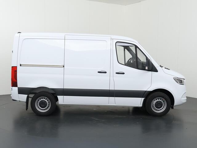 Mercedes-Benz SPRINTER 317 CDI L1 H1 | Aut. LED | TREKHAAK | STOELVERWARMING | BIJRIJDERSBANK | CRUISE | AIRCO | BUMPERS IN KLEUR | LEDEREN STUURWIEL | SPIEGELPAKKET | CERTIFIED