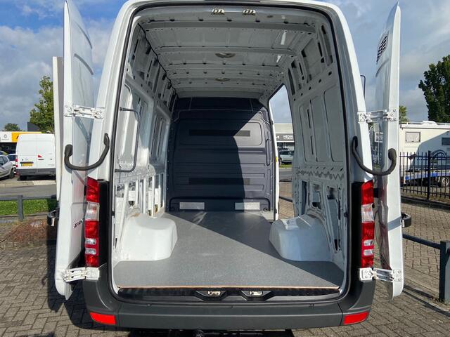 Mercedes-Benz SPRINTER 516 CDI L2H2 E6 Dub Lucht | Automaat | C1-Rbw | 5.000kg GVW | Trekhaak | Airco