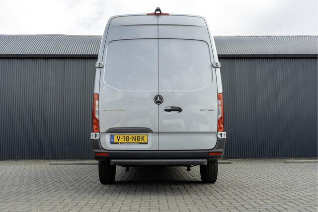 Mercedes-Benz SPRINTER 317 CDI L2H2 | Automaat met Flippers | Mbux | Camera | CarPlay | Navi | Climate | Cruise | PDC | Euro 6