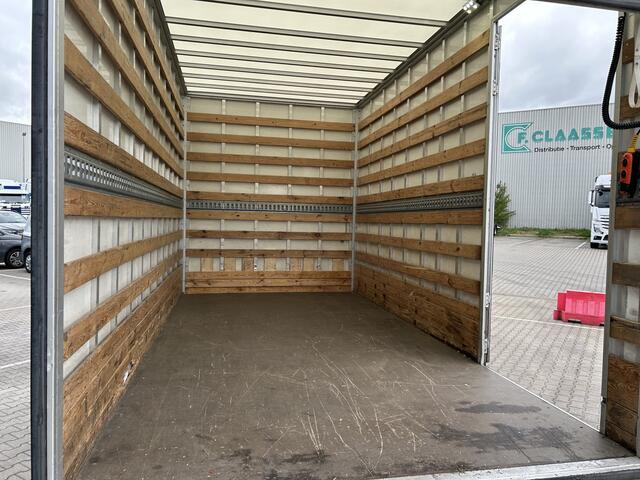 Mercedes-Benz SPRINTER 515 1.9 CDI / 126 dkm / Box 4.4 mtr / Laadklep / APK 07-26