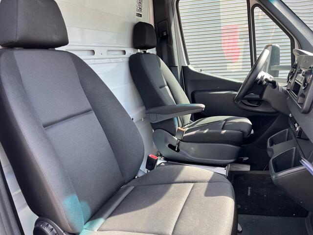 Mercedes-Benz SPRINTER 515 1.9 CDI / Box 4.4 mtr / Laadklep / Zijdeur