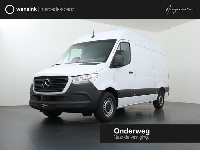 Mercedes-Benz SPRINTER 315 | Aut. | L2 H2 | RWD | PRO | 3500 KG. AHW | Airco | Cruise Control | 3500 KG. AHW | Carplay / Android Auto | Dodehoekassistent | Lane-Assist | Multifunctioneel Stuurwiel | 3-zits |