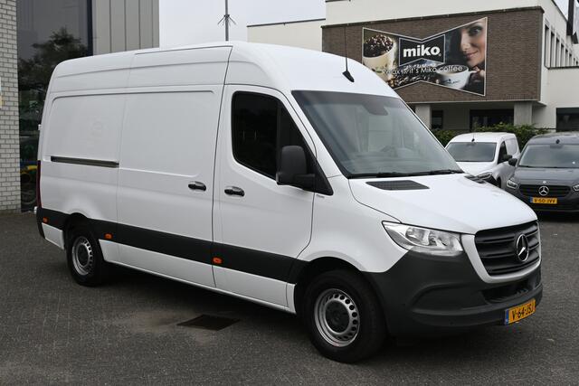 Mercedes-Benz SPRINTER 317 CDI L2H2 RWD 3500kg Trekhaak, MBUX met camera, Comfort stoel