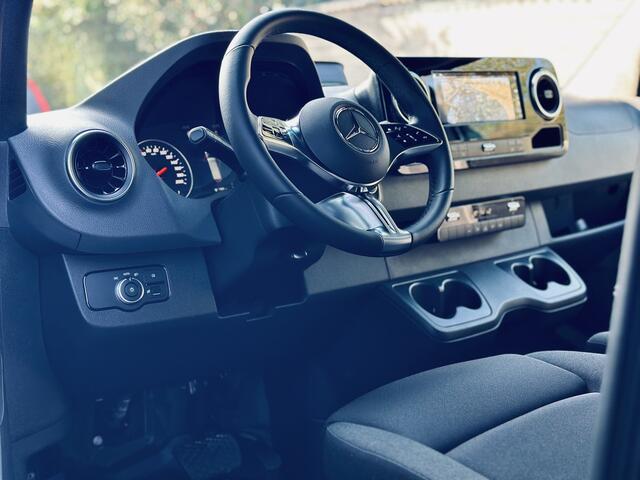 Mercedes-Benz SPRINTER 319 CDI | Automaat | L2H2 | Exclusive | LED | Camera | Adaptive Cruise | BPM vrij! |