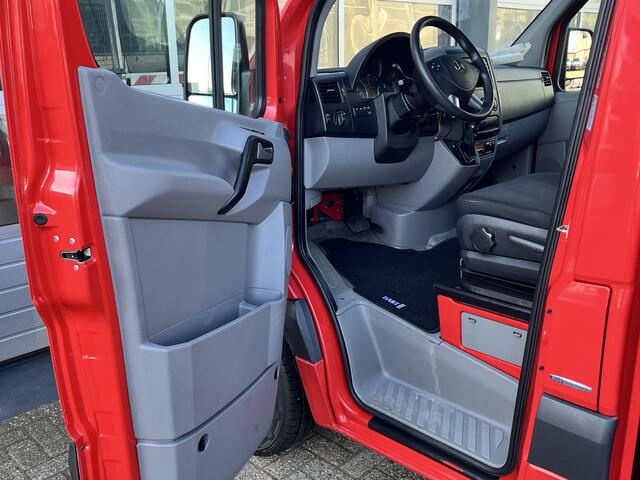 Mercedes-Benz SPRINTER 513 2.2 CDI 366 Laadkraan Hogedrukreingier Rioolreinigingsinstallatie Airco Cruise controle 2-Persoons Camera Kraan Autolaadkraan Gereedschapskist Open laadbak Pick-up p-up Euro 6 ( EX gemeinde )