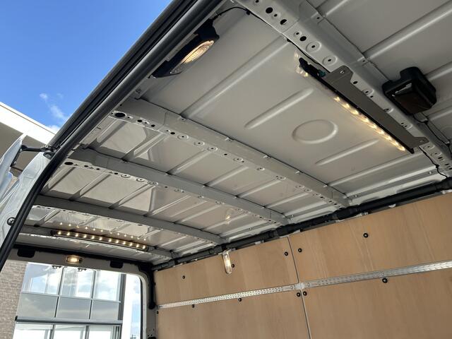 Mercedes-Benz SPRINTER 317 CDI L2 H2 PRO Facelift / LED / MBUX / Navigatie / Camera / Parkeersensoren / Cruise control / Airco / 270 Graden achterdeuren