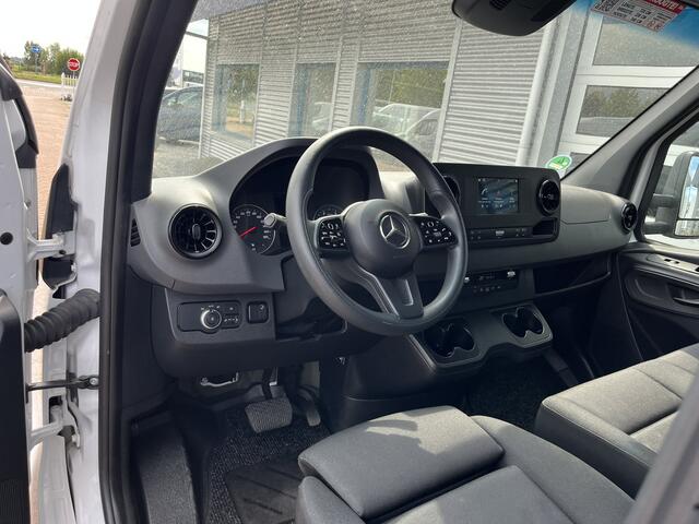 Mercedes-Benz SPRINTER 515 CDI Bakwagen met laadklep 7"MBUX
