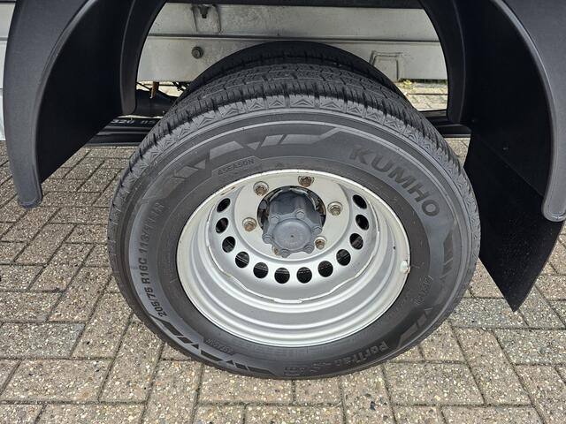 Mercedes-Benz SPRINTER 517 CDI L3 RWD Bakwagen met Laadklep Automaat * Camera * Navi * Trekhaak *