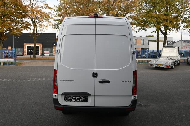 Mercedes-Benz SPRINTER 317 CDI L3H2 Pro Geveerde stoel, Smartphone integratiesysteem