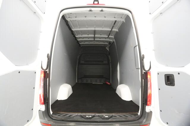 Mercedes-Benz SPRINTER 315 CDI 150PK L2H2 | 3500KG Trekgew. | Trekhaak | Automaat | Airco | Camera | Carplay | Cruise | Navigatie