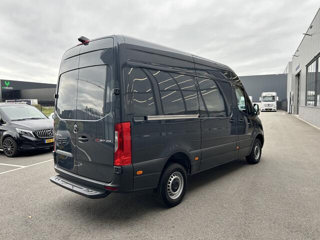 Mercedes-Benz SPRINTER 317 CDI L2 H2 MBUX / Camera / Carplay navigatie / Cruise control / Airco