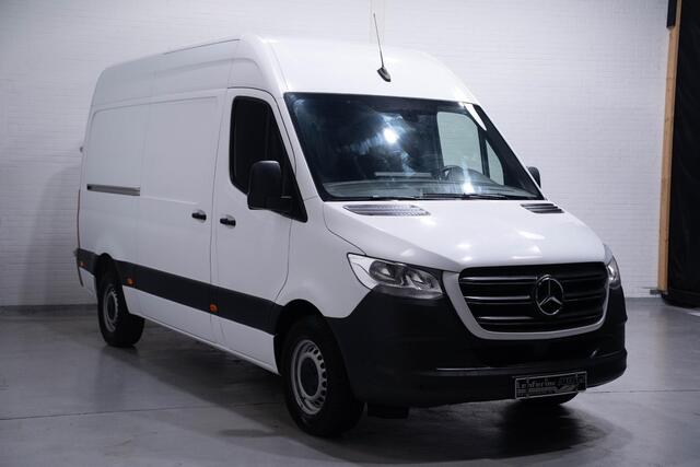 Mercedes-Benz SPRINTER 317 CDI 170 pk L2H2 Automaat va 399,- p/mnd Airco, Apple Carplay, Camera, Laadruimte Pakket, PDC V+A, 3-Zits