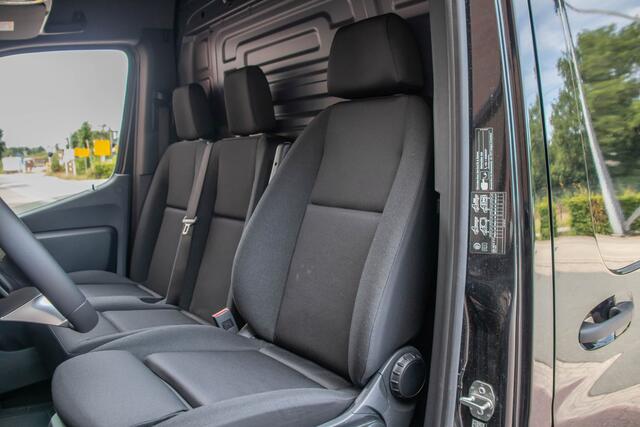 Mercedes-Benz SPRINTER 319 1.9 CDI 191PK L2H2 Pro ** BPM VOORDEEL, NIEUW ** 360 Camera, 2x schuifdeur, Carplay, Adaptive Cruise, Leder, Vanstep