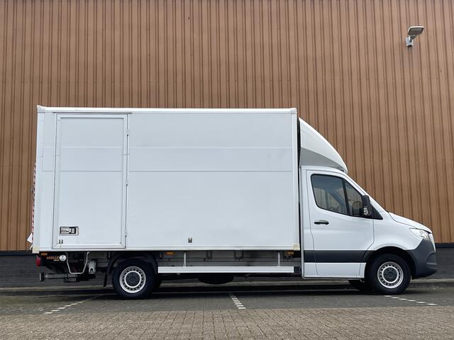Mercedes-Benz SPRINTER 211 2.2 CDI L2 | Ex Btw | Apple Carplay | Android Auto | Cruise Control | Airconditioning | Dhollandia Laadklep | Navigatie |