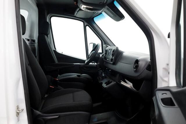 Mercedes-Benz SPRINTER 314 CDI 143pk Bakwagen met laadklep en zijdeur L440 1026kg laadverm. 05-2022