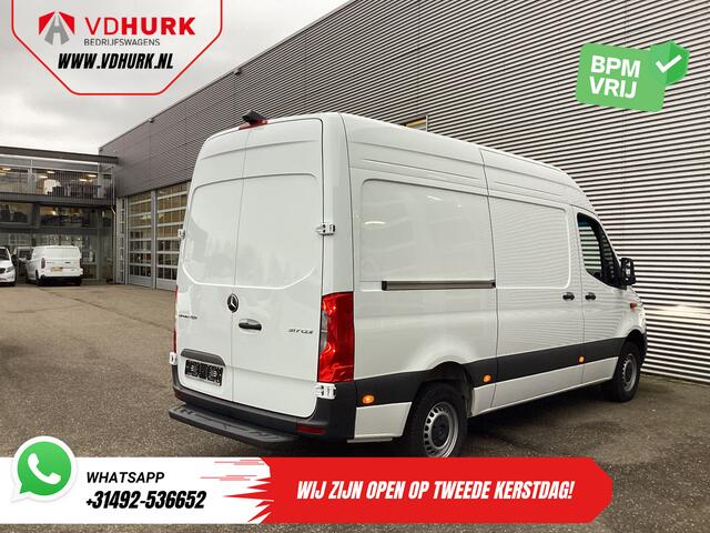 Mercedes-Benz SPRINTER 317 CDI Aut. L2H2 BPM VRIJ! LED/ Gev.Stoel/ 270Gr.Deuren/ Stoelverw./ Navi/ Camera/ PDC/ Cruise
