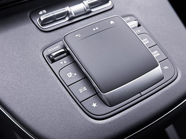 Mercedes-Benz V-KLASSE 300d 4-MATIC Extra Lang AMG Avantgarde BPM-Vrij Dubbele Cabine 360 camera Elektrische Schuifdeuren Multibeam LED Adaptieve Cruise Control