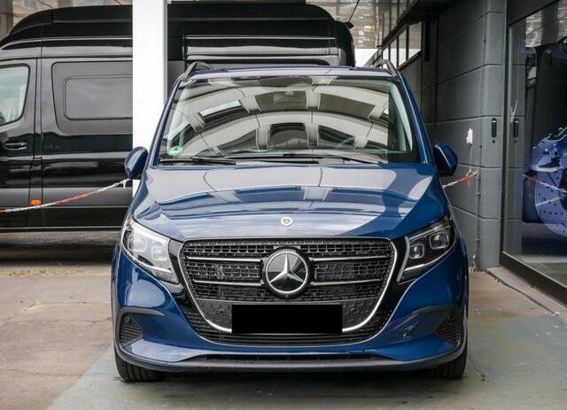 Mercedes-Benz V-KLASSE 220d L2 Nieuw Model Widescreen Cockpit Distronic Trekhaak LED Camera