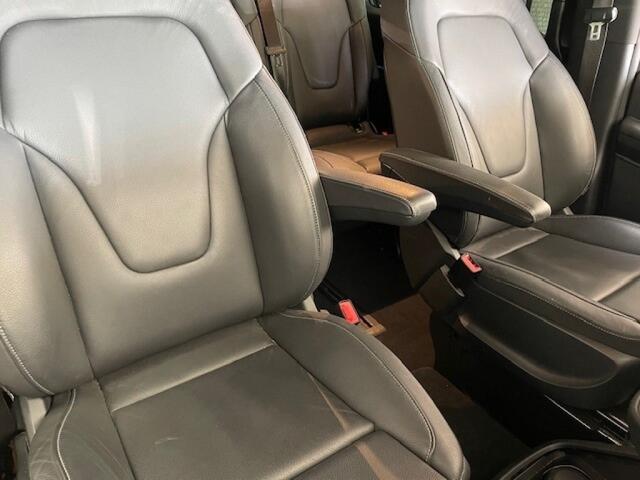 Mercedes-Benz V-KLASSE 250D Extra Lang DC Avantgarde Automaat Alle opties