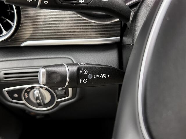 Mercedes-Benz V-KLASSE 250d Extra Lang DC Leder Dubbele cabine Elektrische schuifdeuren 19" inch AMG Camera