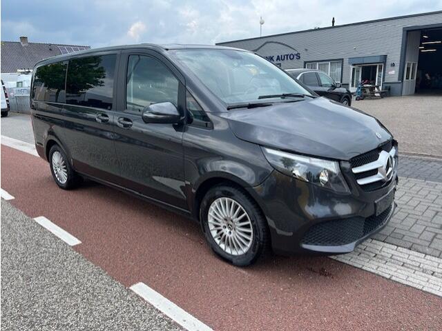 Mercedes-Benz V-KLASSE 220d Lang Edition AUT. PKW 7P NAVI KLIMA CAM.