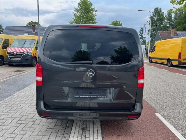 Mercedes-Benz V-KLASSE 220d Lang Edition AUT. PKW 7P NAVI KLIMA CAM.