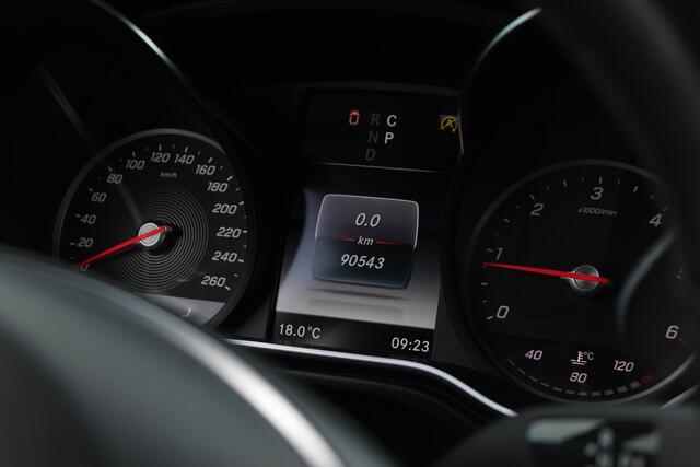 Mercedes-Benz V-KLASSE 250d 4-MATIC | 6 persoons | Marge