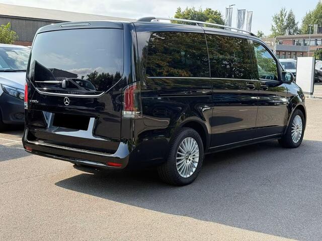 Mercedes-Benz V-KLASSE 250d L2 Style 8 Personen Nieuw Model WIDESCREEN COCKPIT DISTRONIC EL. SCHUIFDEUREN TREKHAAK LED CAMERA