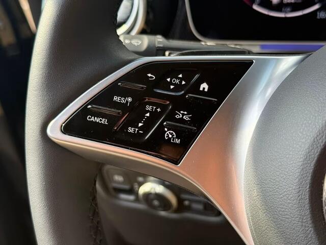 Mercedes-Benz V-KLASSE 250d L2 Style Nieuw Model Grijs Kenteken WIDESCREEN COCKPIT DISTRONIC EL. SCHUIFDEUREN TREKHAAK LED CAMERA