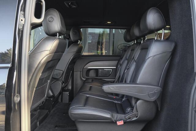 Mercedes-Benz V-KLASSE V300d AMG 240pk Extra Lang XL Burmester Elektrische schuifdeuren Trekhaak Night pakket Black Edition