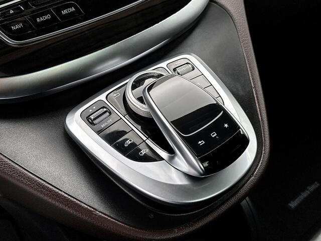 Mercedes-Benz V-KLASSE 220d Lang Avantgarde Edition 8 Persoons Elektr schuifdeuren Nappa Leder Pano 8 zitplaatsen Geel kenteken