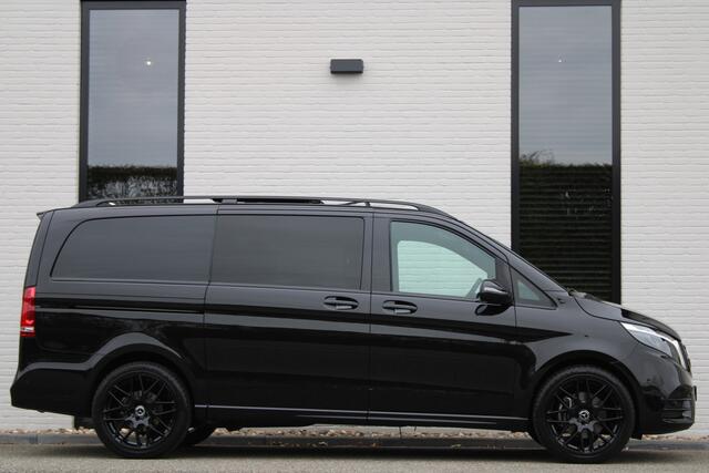 Mercedes-Benz V-KLASSE 300d / DC / AMG / Panorama / 4.000km!! / 2x Elec Schuifdeur / Burmester / 360 Camera / Vol Opties / NIEUWSTAAT