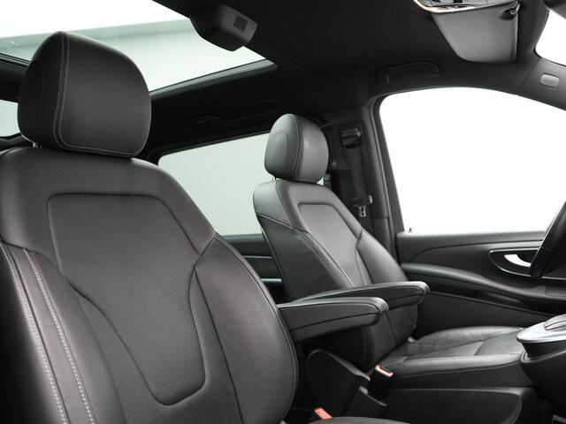 Mercedes-Benz V-KLASSE 250d Lang Avantgarde Edition 7-Persoons | Panodak | Lederen Stoelen Ventilatie & Verwarmd | Burmester Audio | Multi Beam LED | Adaptive Cruise | 360 Camera | Schuifdeuren Elektrisch | Apple Carplay | Sfeerverlichting | Blis | Navig