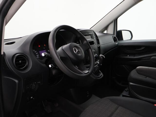 Mercedes-Benz VITO 111 CDI LANG BESTELAUTO VAN HET JAAR EDITIE + TREKHAAK / CRUISE / SIDEBARS