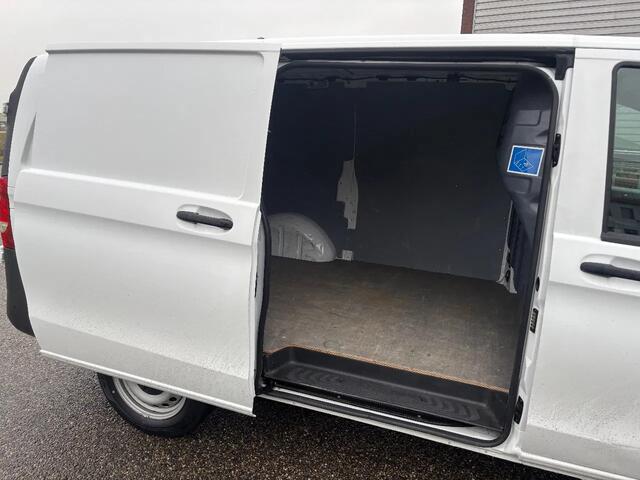 Mercedes-Benz VITO 116CDI L2H1 Airco Navi Cruisecontrol Trekhaak