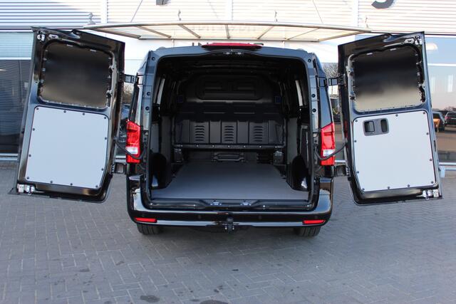 Mercedes-Benz VITO 116 CDI L3 Pro Dubbelschuif | Distronic | Trekhaak | Carplay