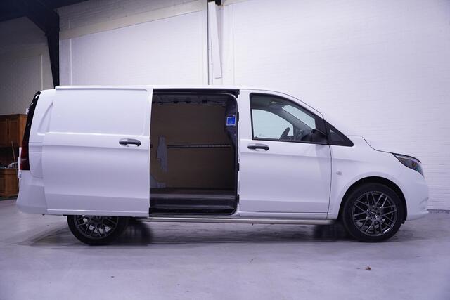 Mercedes-Benz VITO 114 CDI 136 pk Lang Airco, 19"LMV Sidebars, Bumpers in Kleur, Zwarte Grille, Cruise Control, 3-Zits