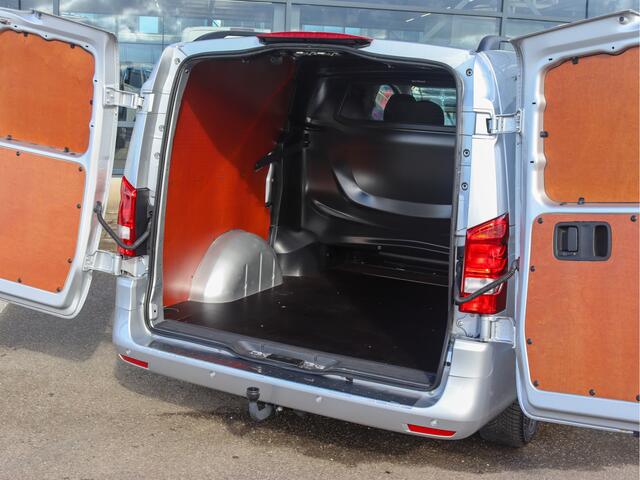 Mercedes-Benz VITO 116 CDI L2 D.C. | CLIMA/CAMERA/CRUISE/2.500KG AHW | Certified