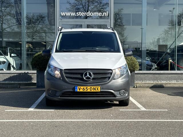 Mercedes-Benz VITO 110 CDI Lang l Zitcomfort pakket | MBUX l Apple Carplay en Android auto l Tweezitsbank voor | Trekhaak | BlueEFFICIENCY pakket | l NL auto l BPM vrij I Parkeerpakket | Regensensor l Dakrails l Sidebars l