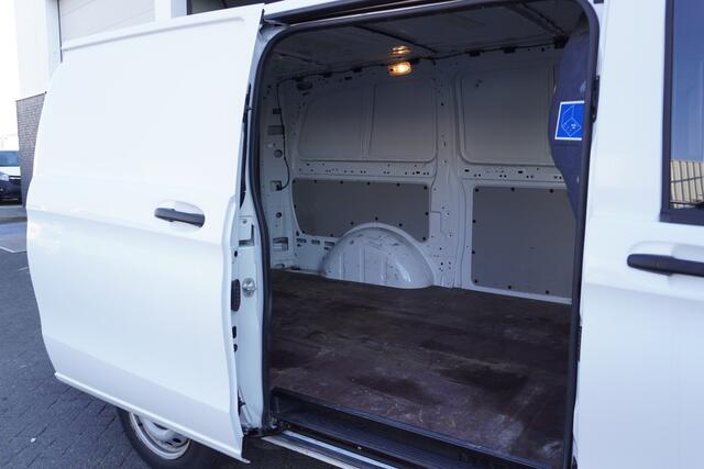 Mercedes-Benz VITO 114 CDI Lang Automaat EURO 6 - Airco - Navi - Cruise - ¤15.950,- Excl.