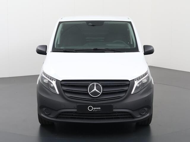 Mercedes-Benz VITO eVito Lang 66 kWh | Stoelverwarming | Navigatie | Parkeercamera | Airco