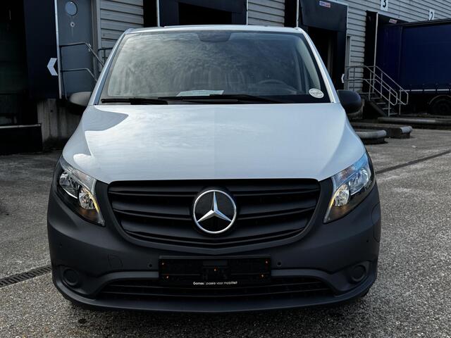 Mercedes-Benz VITO eVito Lang 66 kWh Mercedes-Benz eVito eVito 112 L2 60 kWh