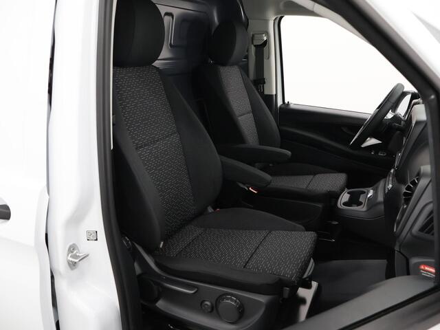 Mercedes-Benz VITO eVito 112 L2 60 kWh | Stoelverwarming | Apple Carplay | Achteruitrijcamera | Airco | LED Koplampen | Cruise Control | Dodehoekassistent |