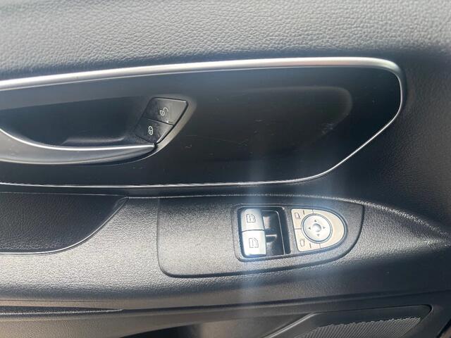 Mercedes-Benz VITO 114CDI L2H1 Automaat Airco Navi Cruisecontrol Trekhaak 45900KM