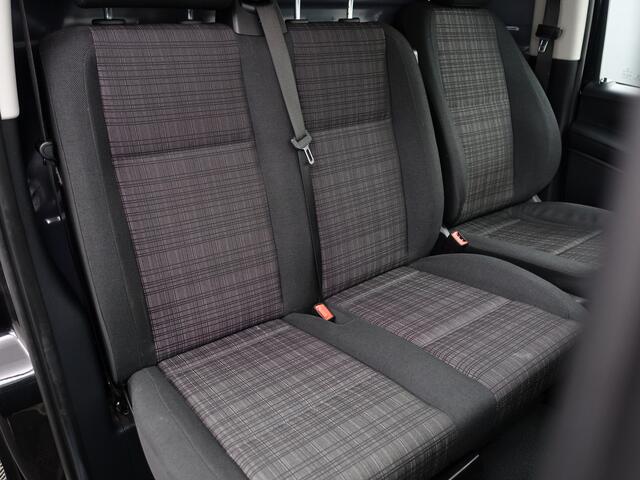 Mercedes-Benz VITO 116 CDI Lang AMG line Automaat -3 persoons I Facelift model I Xenon I Sidebars I LMV