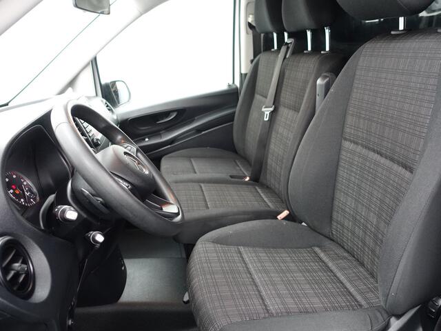 Mercedes-Benz VITO 114 CDI Lang Ambition Aut- 3 Pers, Navi, Clima, Camera, Cruise, Dynamic Select, Grijs Kenteken