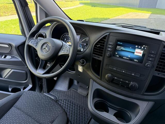 Mercedes-Benz VITO eVito 112 | L2 Lang | 60 kWh | 2-zits | Parkeercamera | Airco | Betimmering | Navigatie | DEMO
